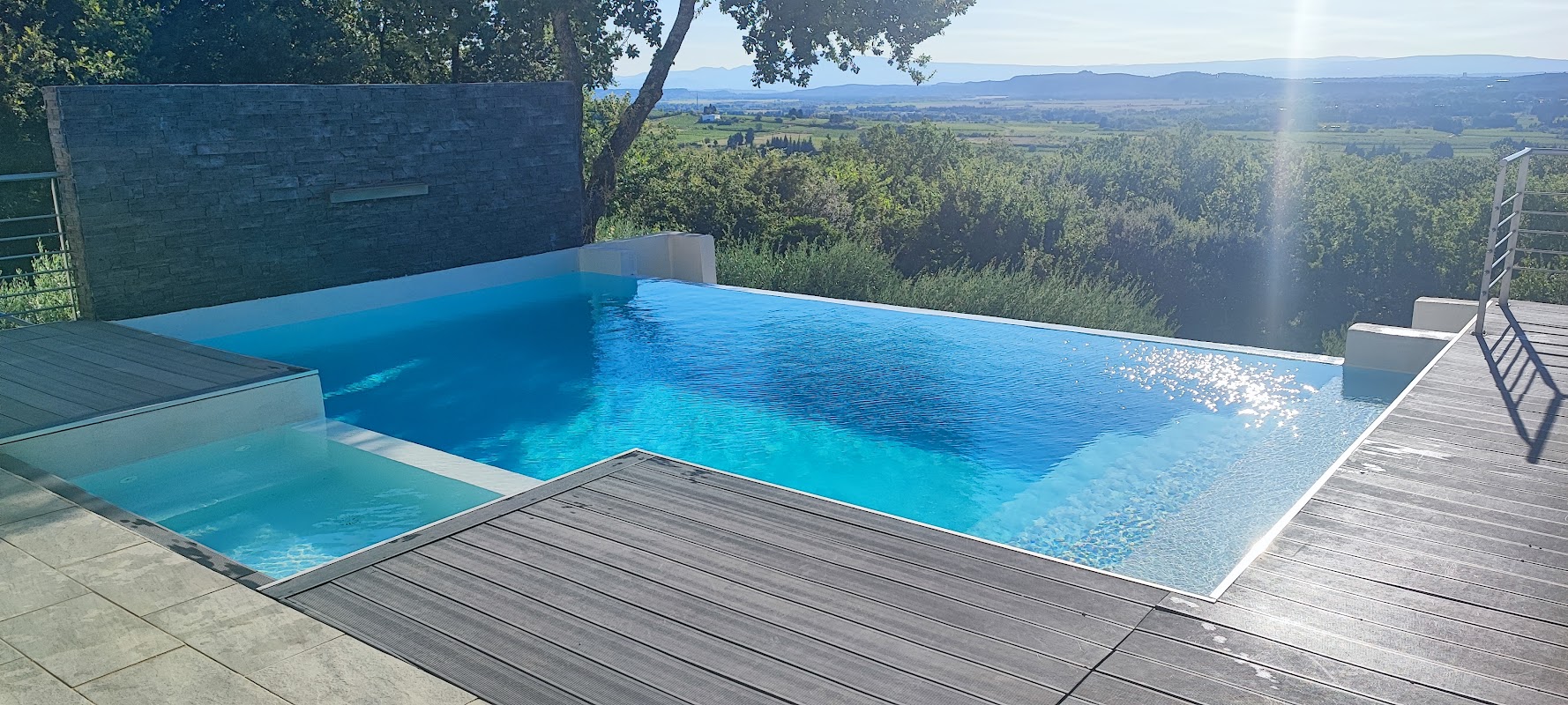 Creation de piscine par LMG PISCINE